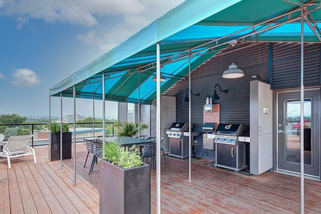 Apartament Penthouse With Free Indoor Parking Downtown Québec Zewnętrze zdjęcie